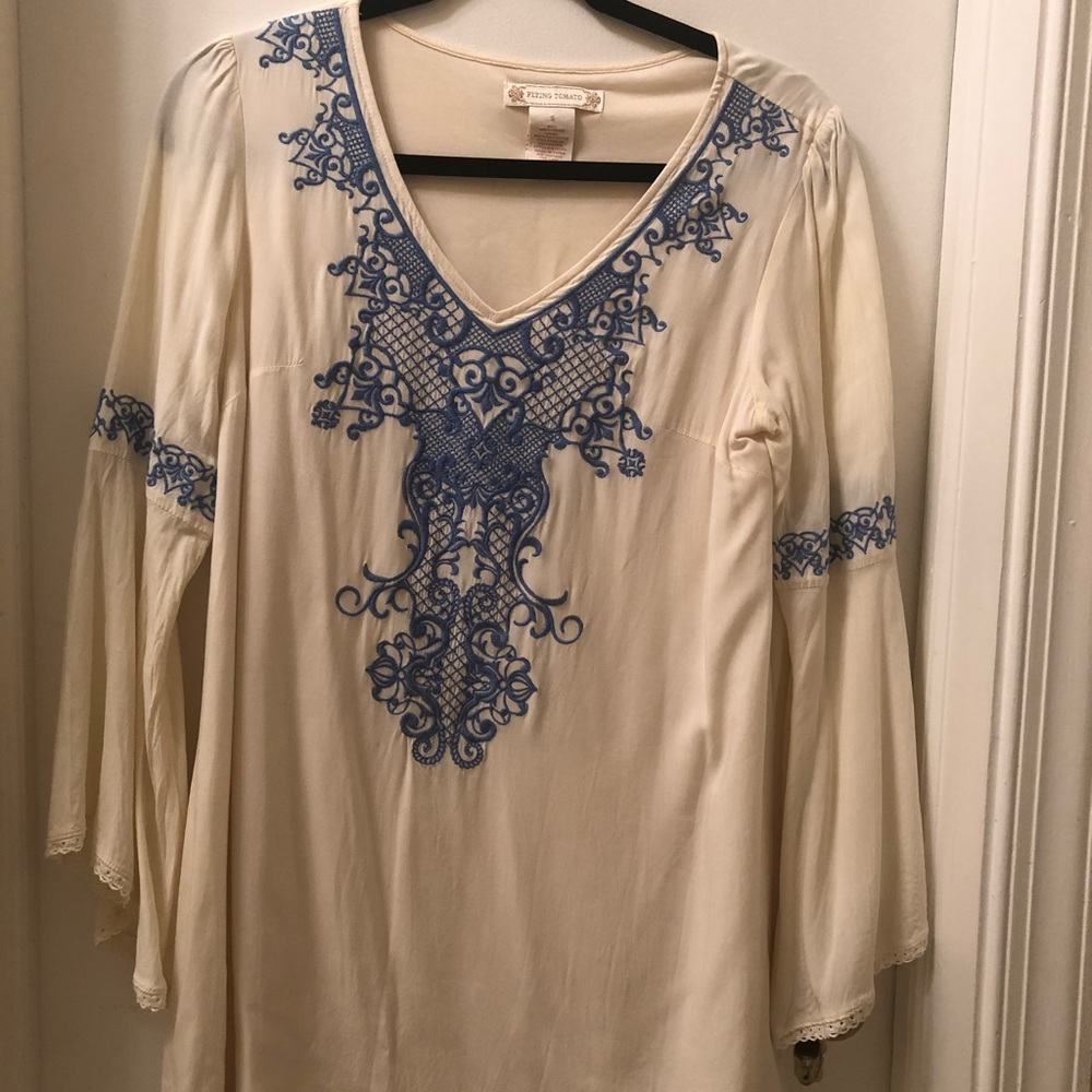 Flying Tomato brand, barely worn